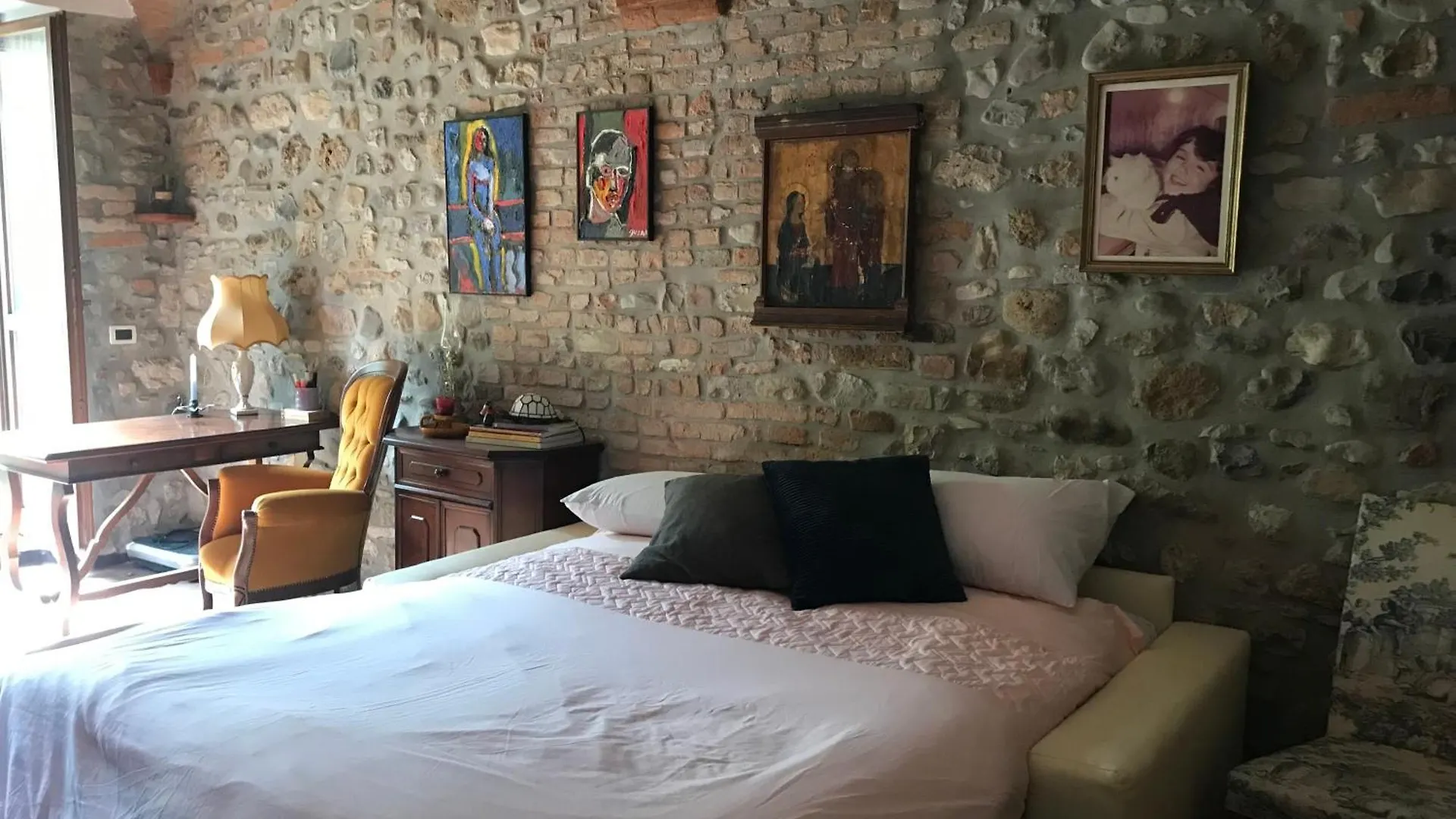 Old School Bacedasco B&B Vernasca Bed & Breakfast